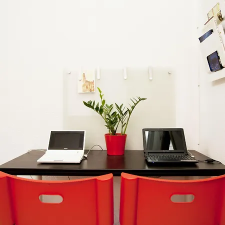 Martini Bed Отель