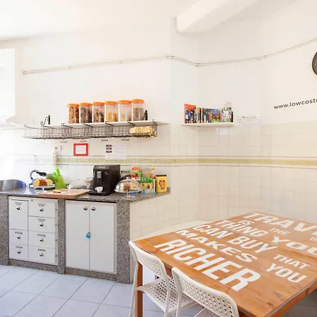 Martini Bed מלון 3*