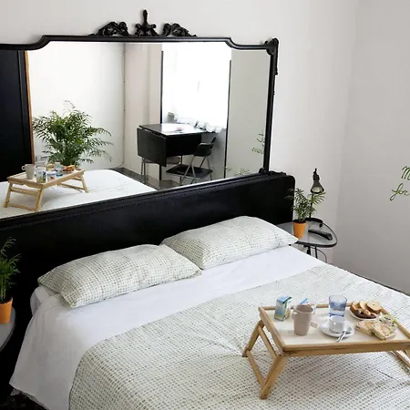 Hotel Martini Bed Rome