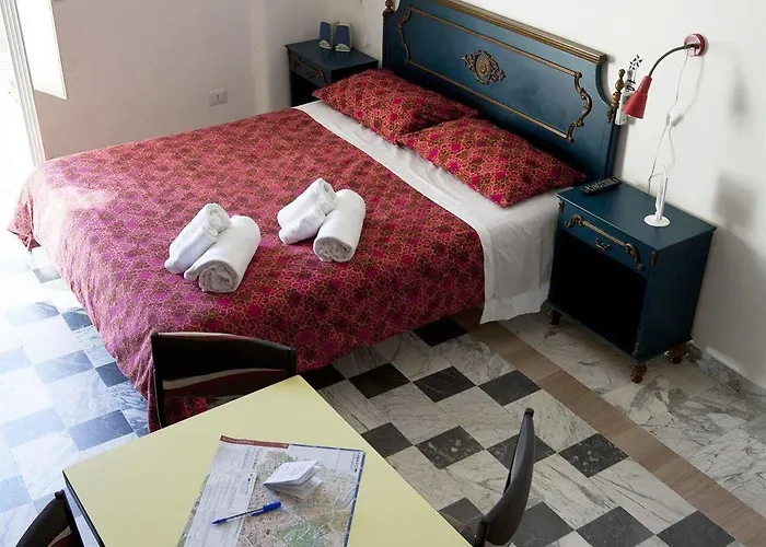 Martini Bed Hotel 3*