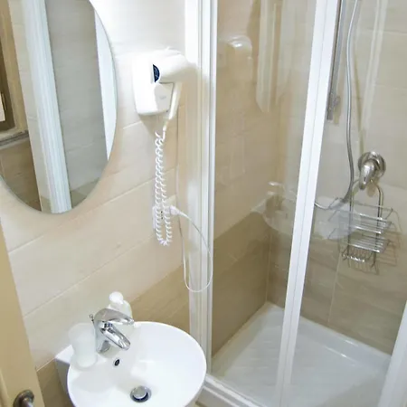 Hotel Martini Bed Roma